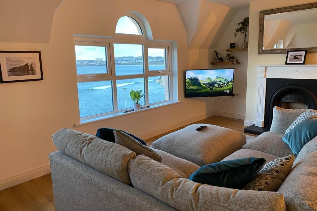 Ferienwohnung Sound Of The Sea - Penthouse In Portrush Exterior foto