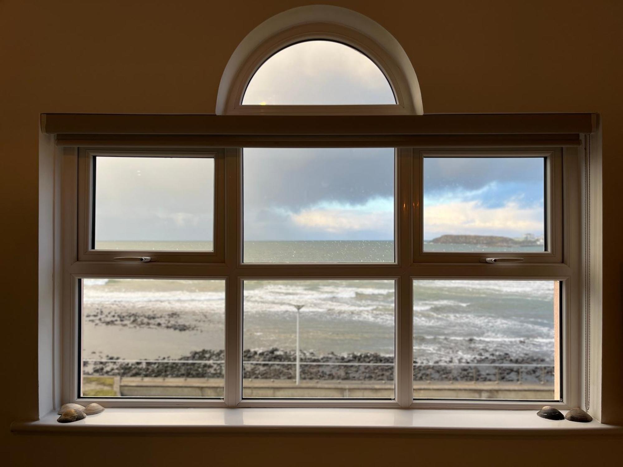 Ferienwohnung Sound Of The Sea - Penthouse In Portrush Exterior foto